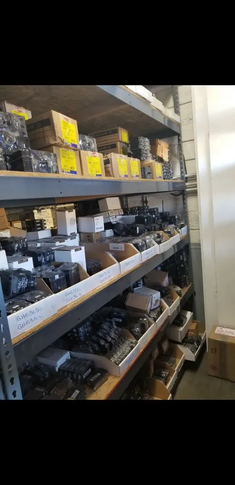 Licensed electrician providing electrical repair in City of Industry, CA - MDK Circuit Breakers