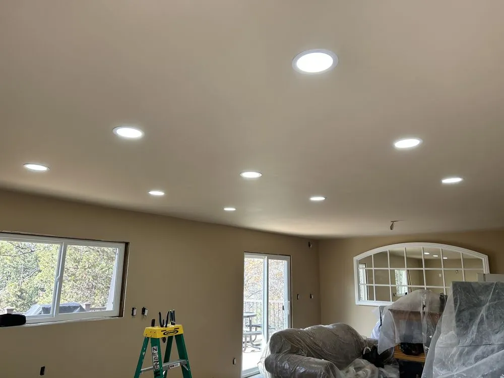 Slide of MDM Electrical Services