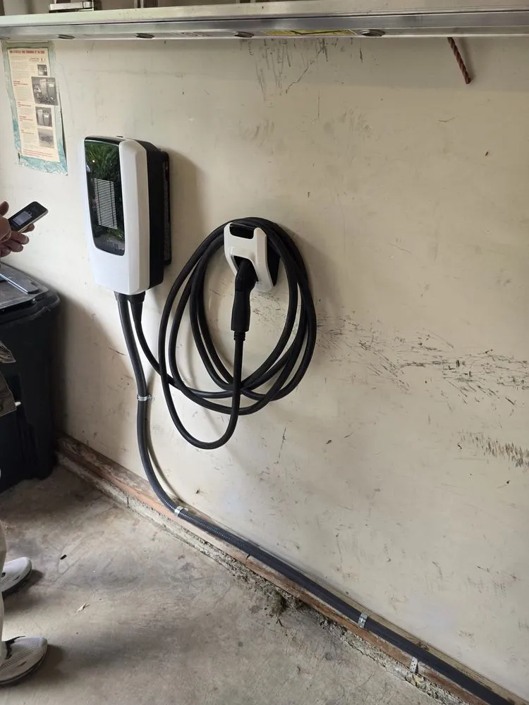 Slide of MDZ G Services