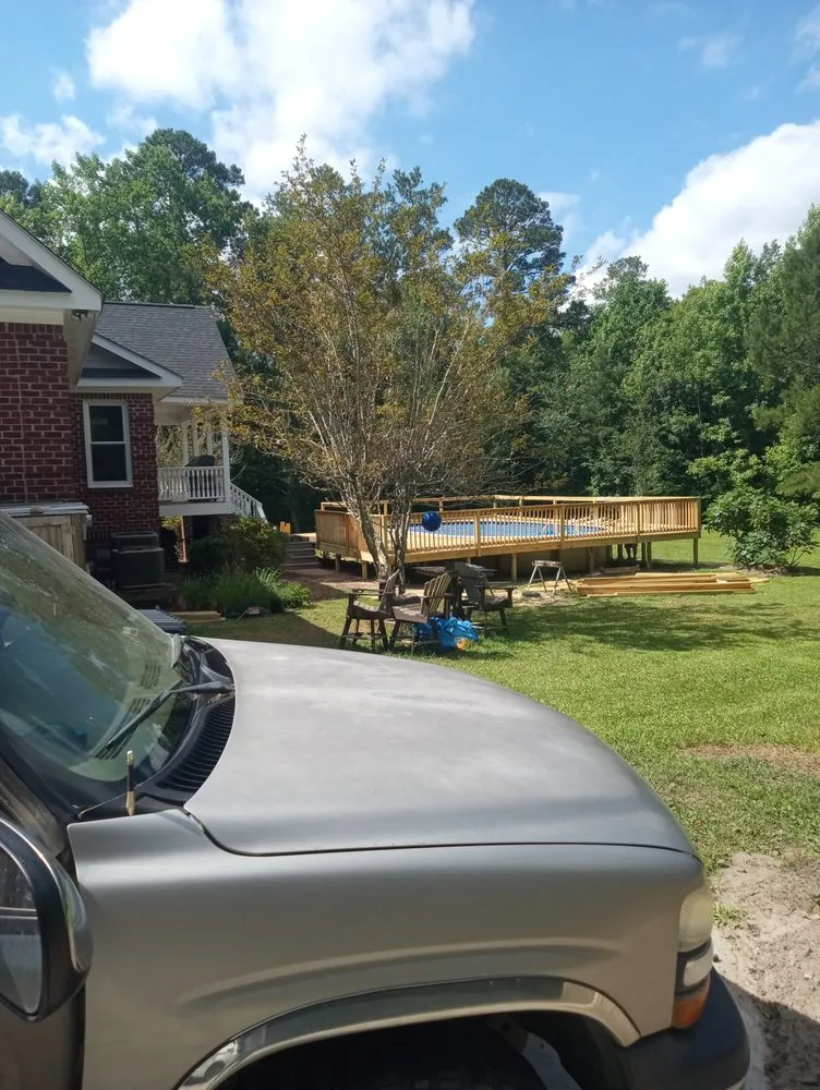 Slide of ME&B Decks & Handyman Services