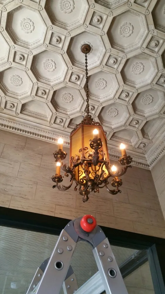 Slide of MEC Electric