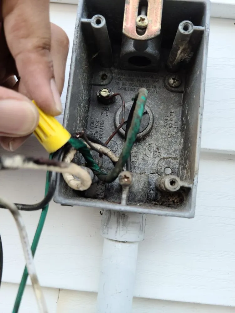 Slide of Median Corporation