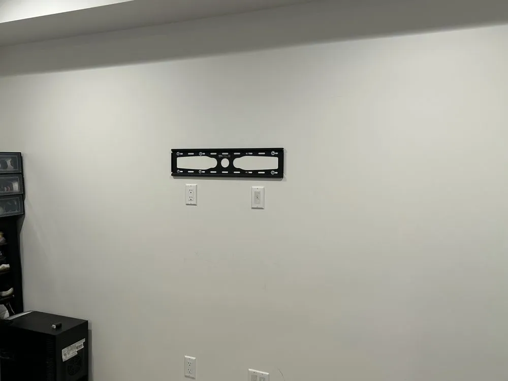 Professional outlet and switch repair experts serving ,  - Medina Electric