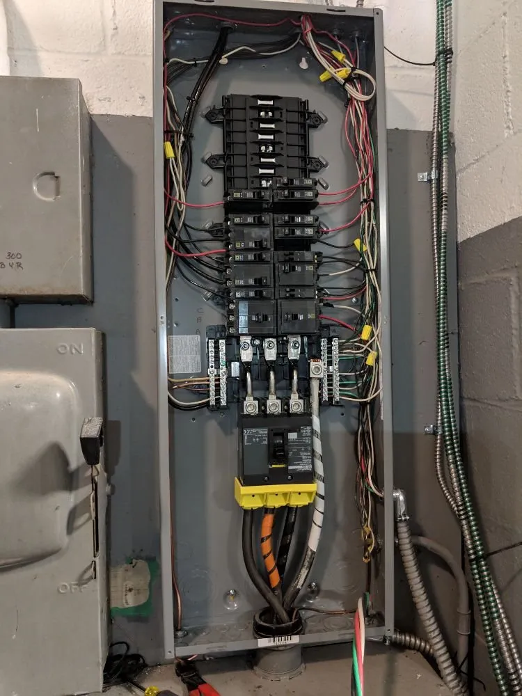 Slide of Meeko Electric