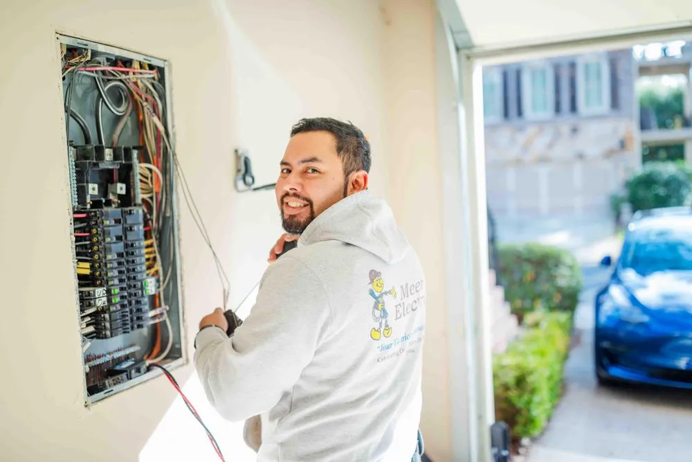 Slide of Meer Electric