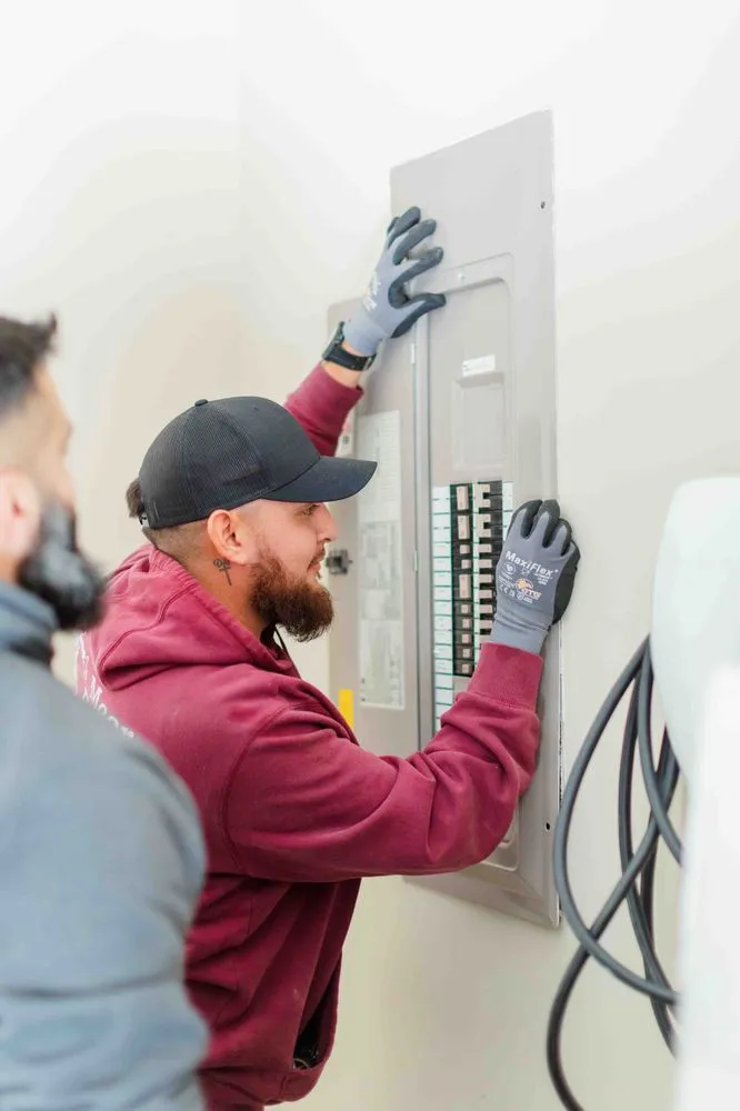 Slide of Meer Electric