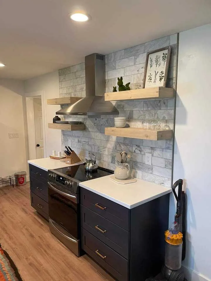 Slide of Mega Contracting Specialist