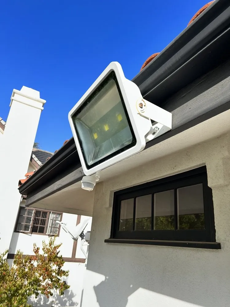 Slide of Megawatt Electric