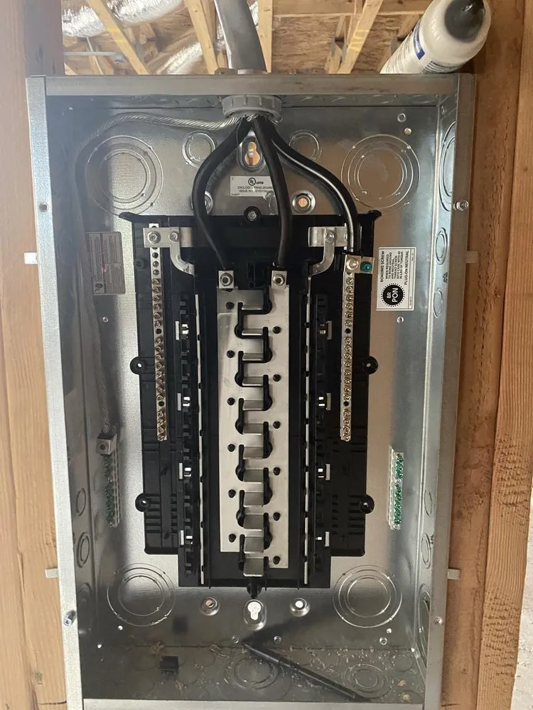 Licensed emergency electrical service service in Del Valle, TX - Mejia Electrican