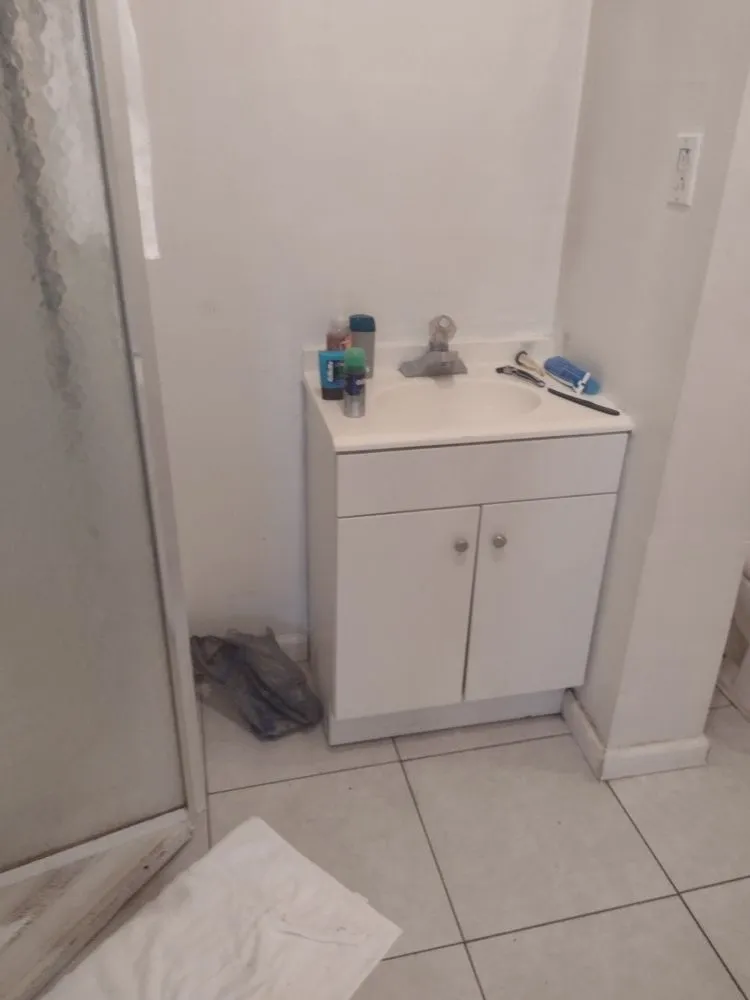 Emergency outlet and switch repair service in TEMPLE TERR, FL - Melanson Home Repair and Handyman Service