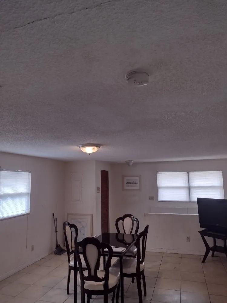 Reliable electrician providing outlet and switch repair in TEMPLE TERR, FL - Melanson Home Repair and Handyman Service