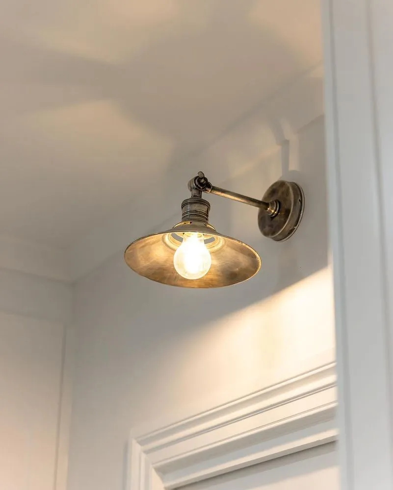 Slide of Melrose Ave Master Electrician