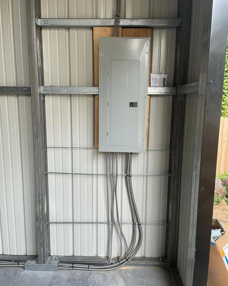 Slide of Melrose Ave Master Electrician