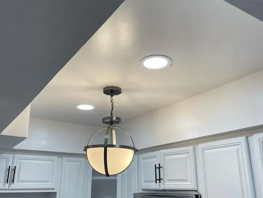 Melrose Ave Master Electrician Logo