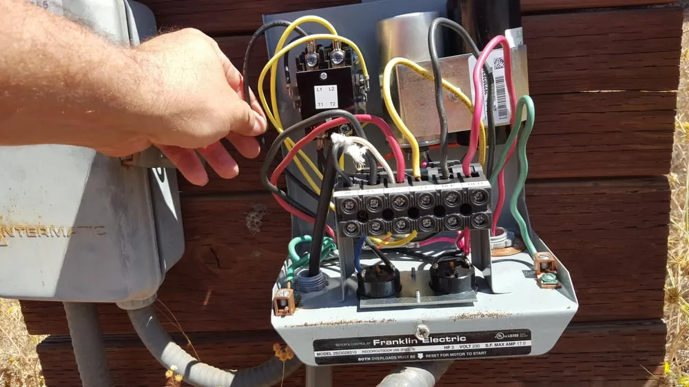 Professional electrician providing lighting installation in Smartsville, CA - MEM Electrical