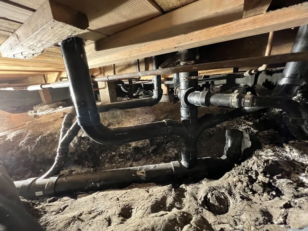 Slide of Memo’s Home Improvement