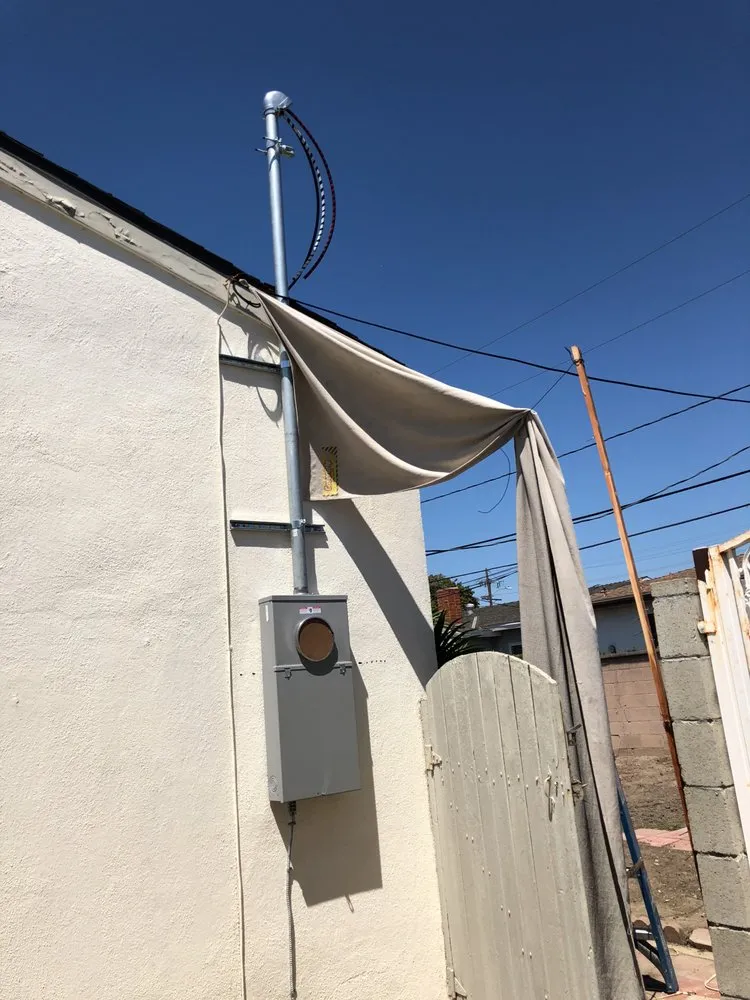 Slide of Mendez Electrical Maintenance