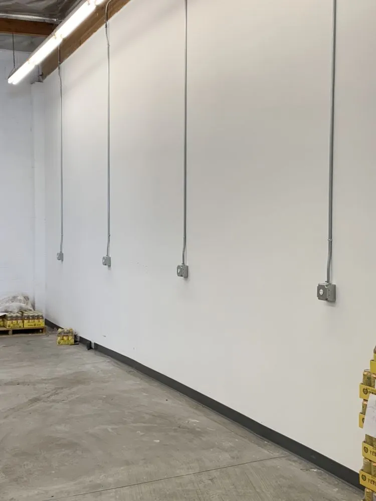 Slide of Mendez Electrical Maintenance