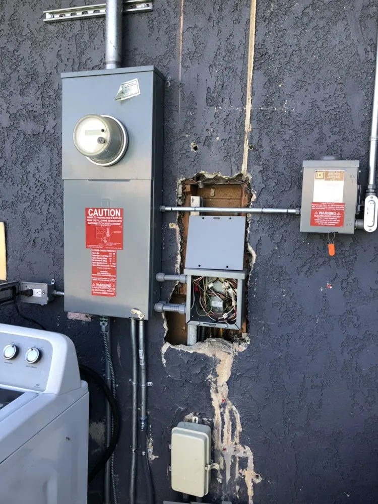 Slide of Mendez Electrical Maintenance