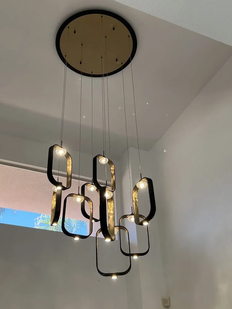 Slide of Mendoza Electric