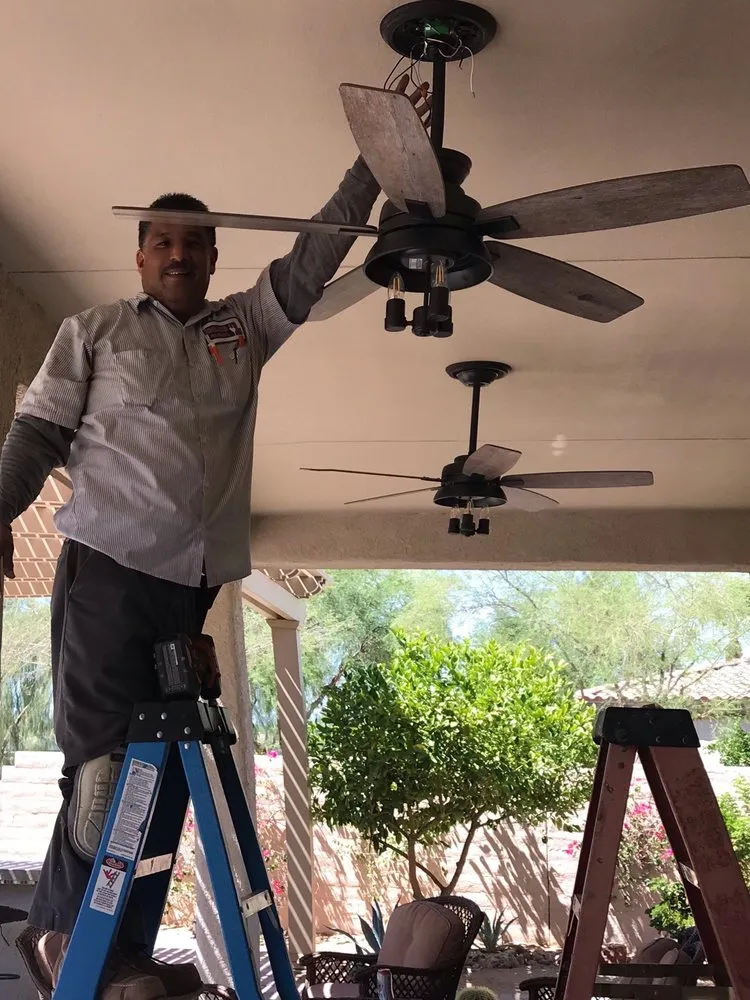 Slide of Mendoza Electric