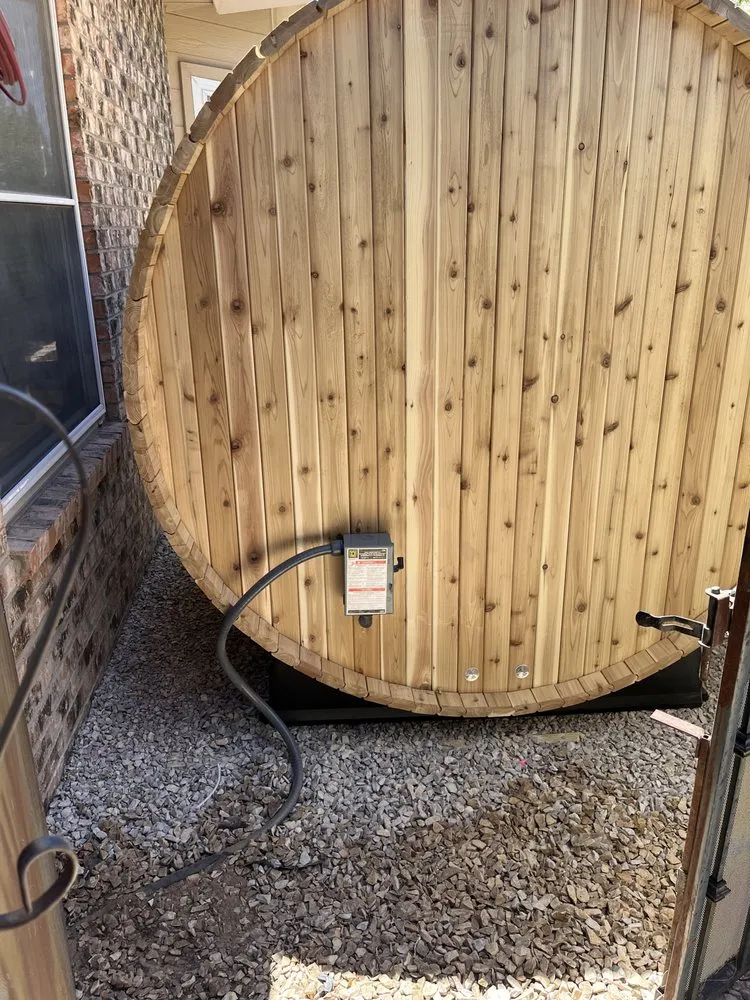 Slide of Mendoza Electric