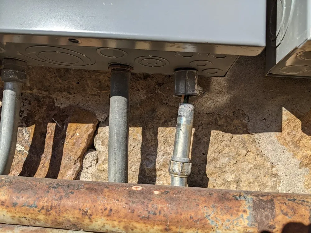 Slide of Mendoza Electric