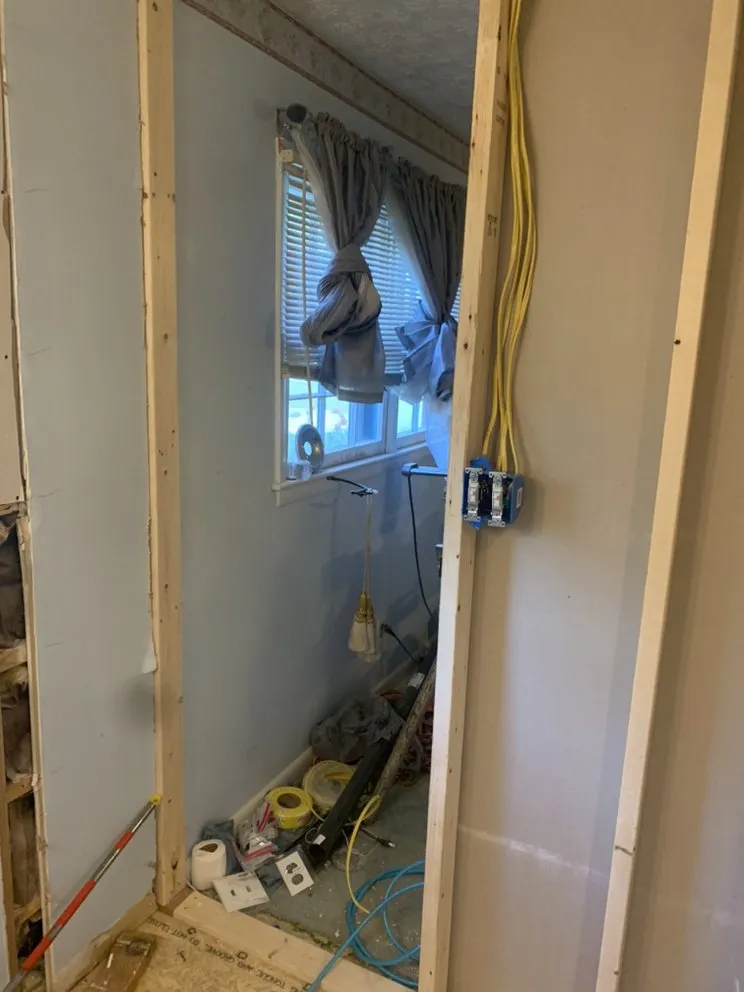 Slide of MerantsHandyServicing