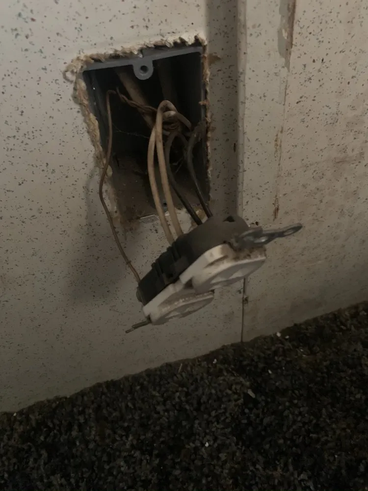 Slide of MerantsHandyServicing