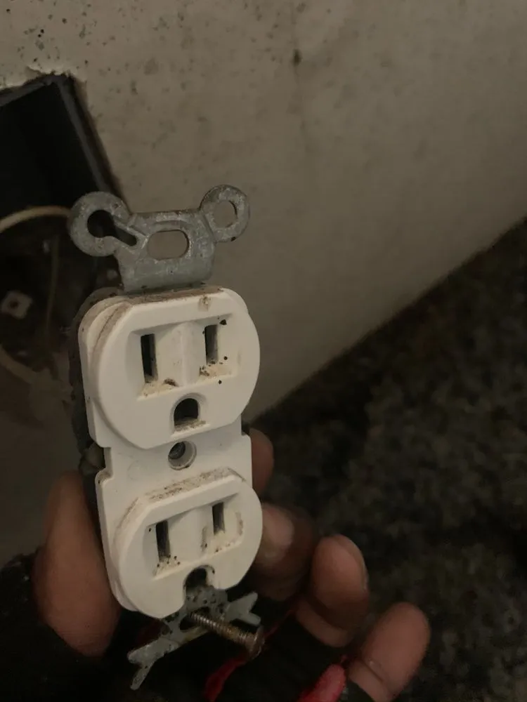 Slide of MerantsHandyServicing