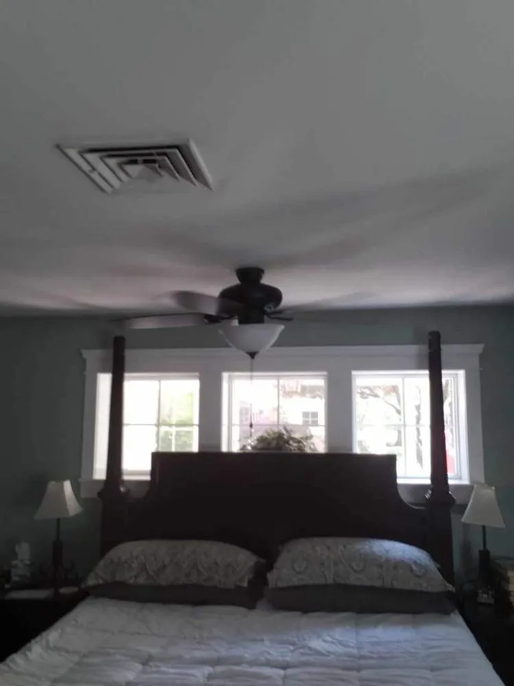 Slide of Mercantini Electric