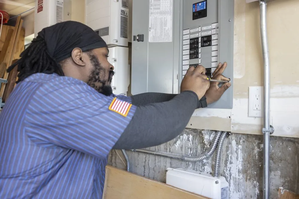 Slide of Mercurio's Heating & Air Conditioning - Silverdale