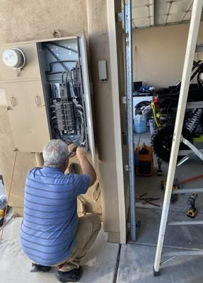 Meredith Electric Logo