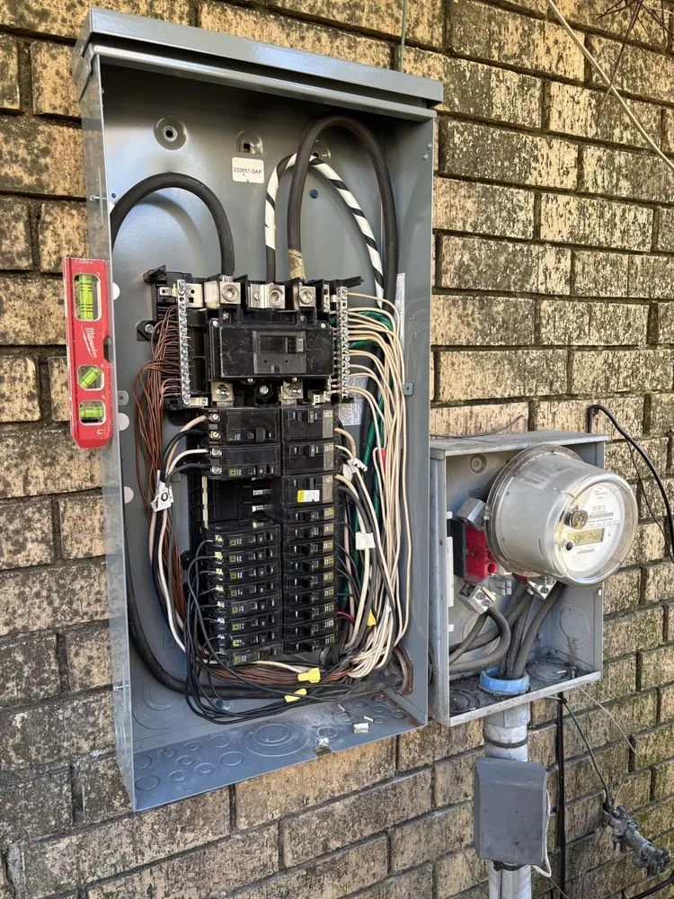 Professional emergency electrical service in ,  by Merican Electrical Service