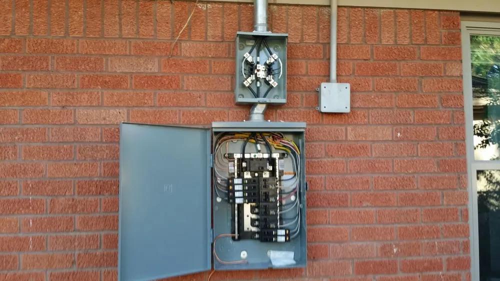 Slide of Merlan Electrical Services