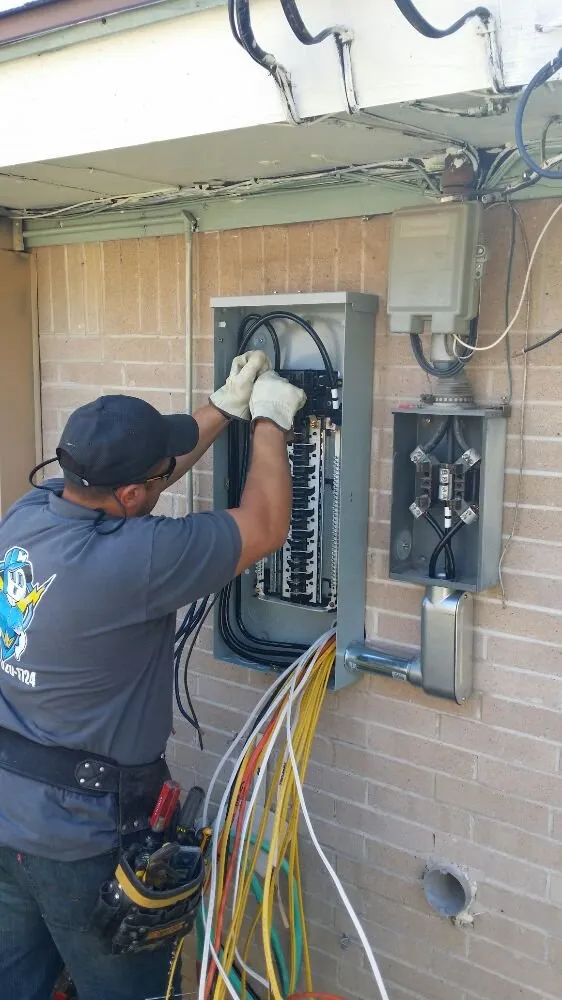 Slide of Merlan Electrical Services