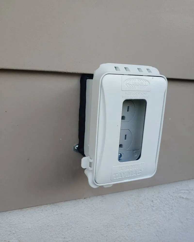 Slide of Meta Electrician Service