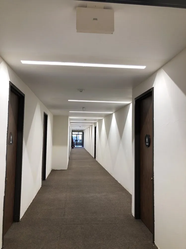 Slide of Metall Electric