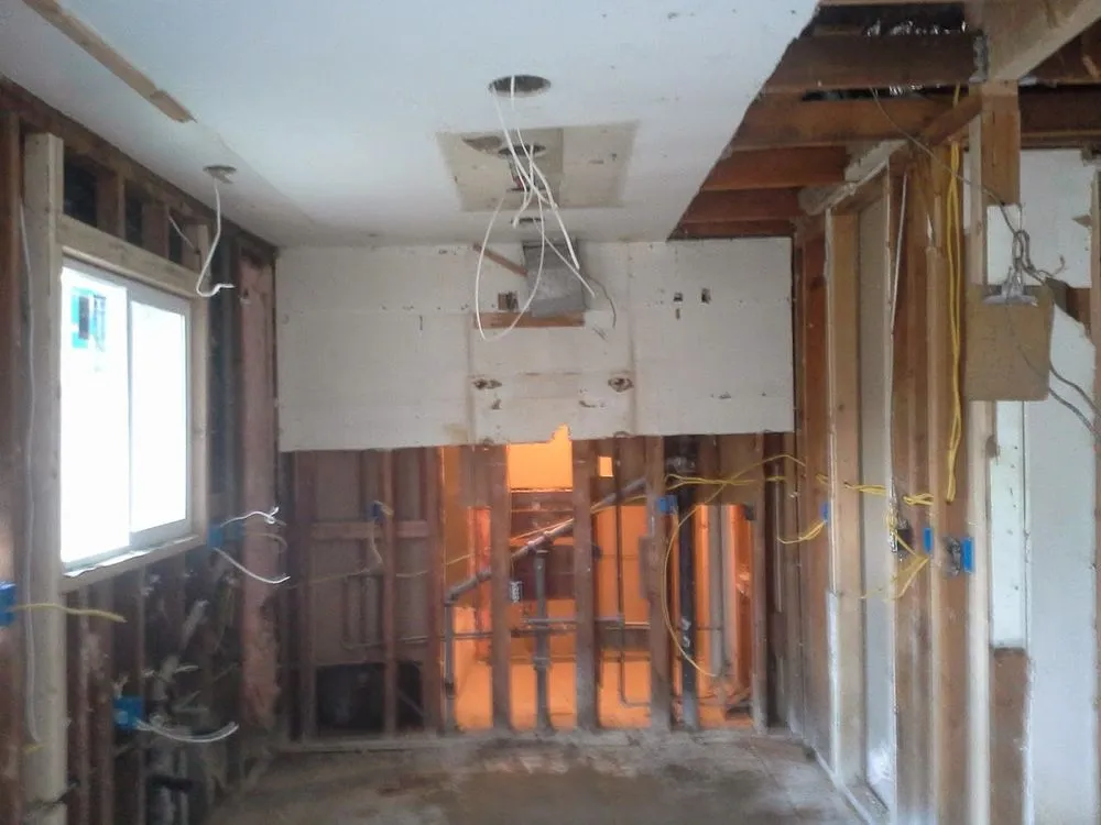 Slide of Metrius Electrical Services