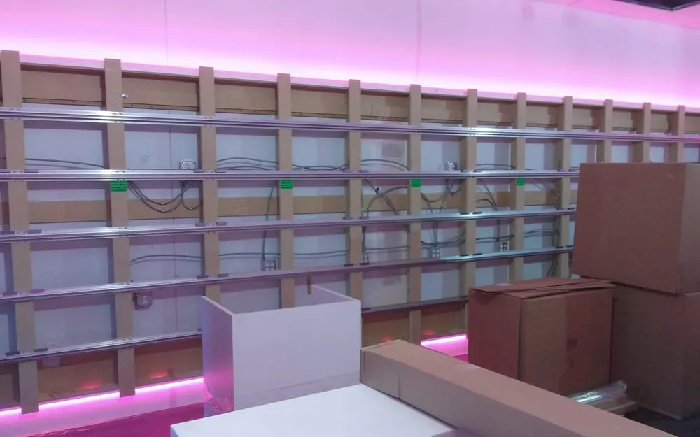 Slide of Metro Lakes Electric