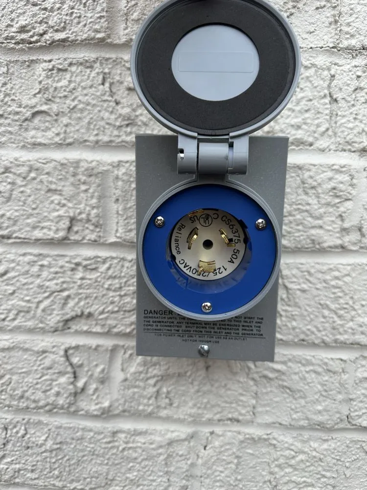 Slide of Metro Power Solutions