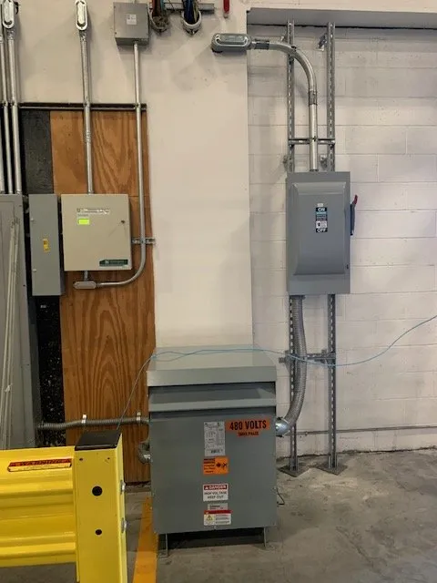 Slide of Metro Tek Electrical Contractors