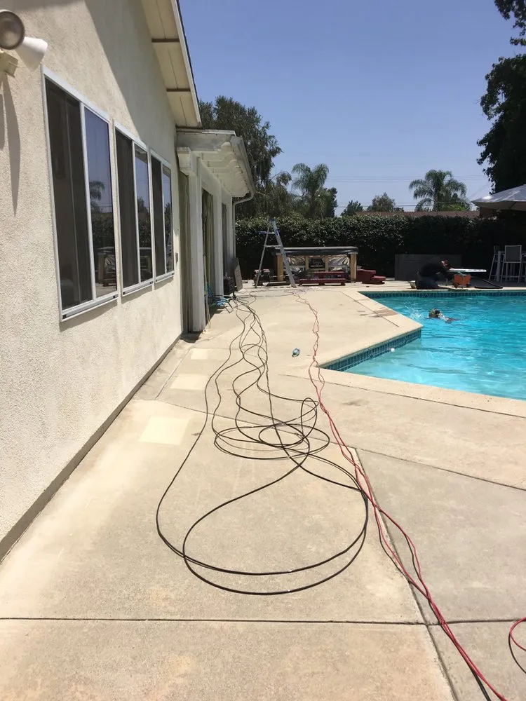 Slide of Meza Electric