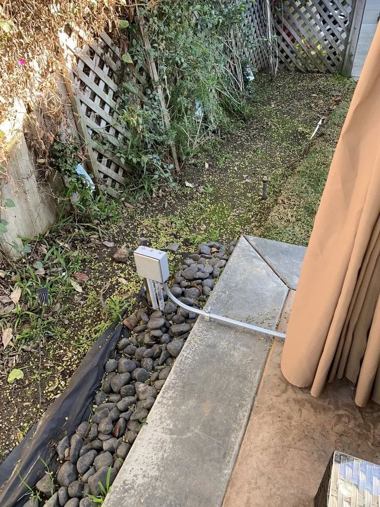 Slide of Meza Electric