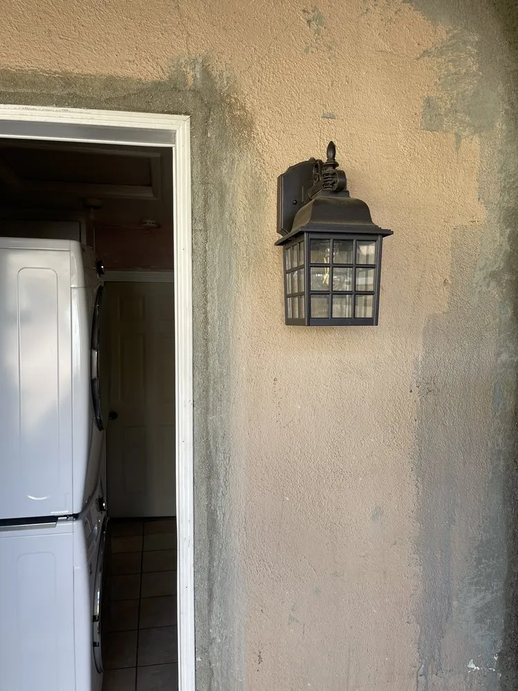 Slide of Meza Electric