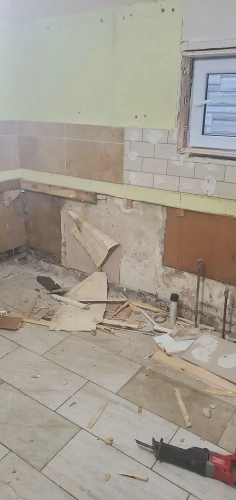 Slide of MFK Reno Pro