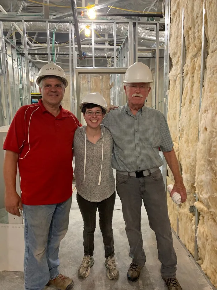 Affordable electrician providing panel upgrade in ,