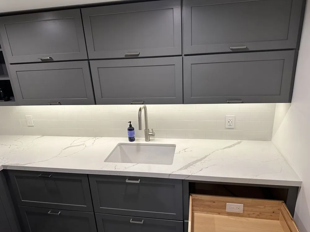 Slide of Mg electric