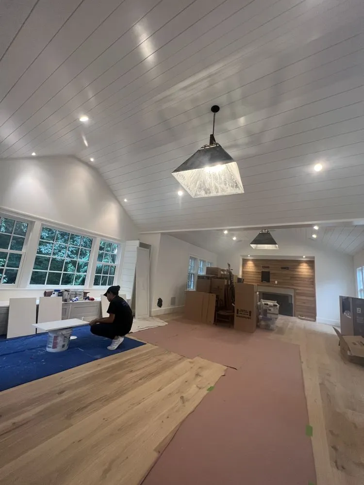 Slide of MG Hernandez Electric