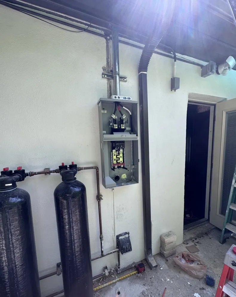 Slide of MG Power Solutions